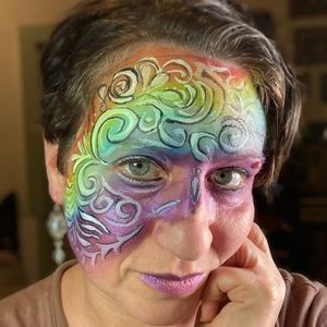 Meet your Posher, Jenifer